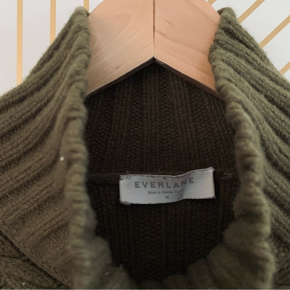 Everlane Wool Cashmere Cable Knit Mock neck  fisherman chunky knit Sweater M - Picture 4 of 10
